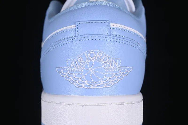 All categories Air Jordan Jordan series basketball shoes Air Jordan 1 Low Air Jordan 1 Low AJ1 Joe 1 white and blue low-top cultural and leisure sports sneakers DC0774-142